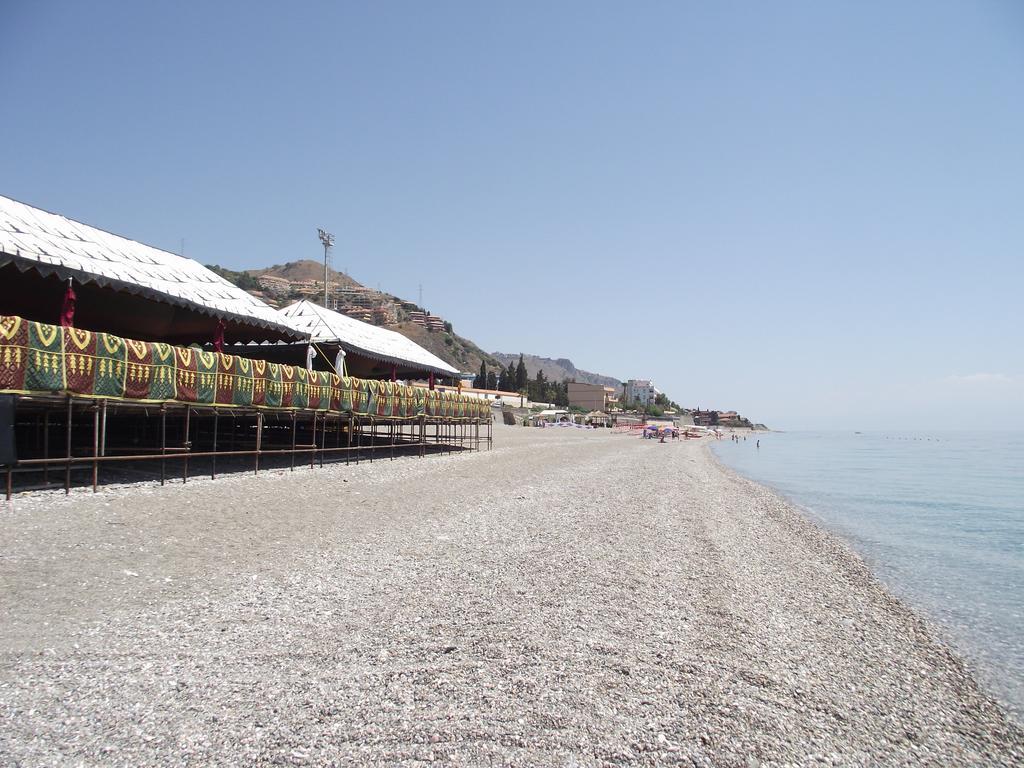 B&B Il Mare Degli Dei Letojanni Zewnętrze zdjęcie